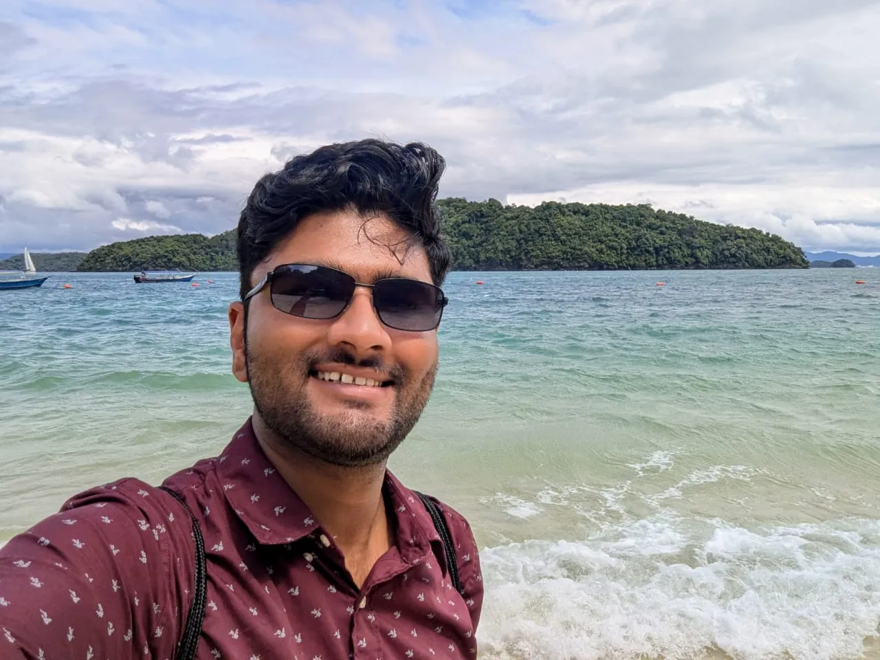 Ahmad Bin Ashraf, UI/UX Designer